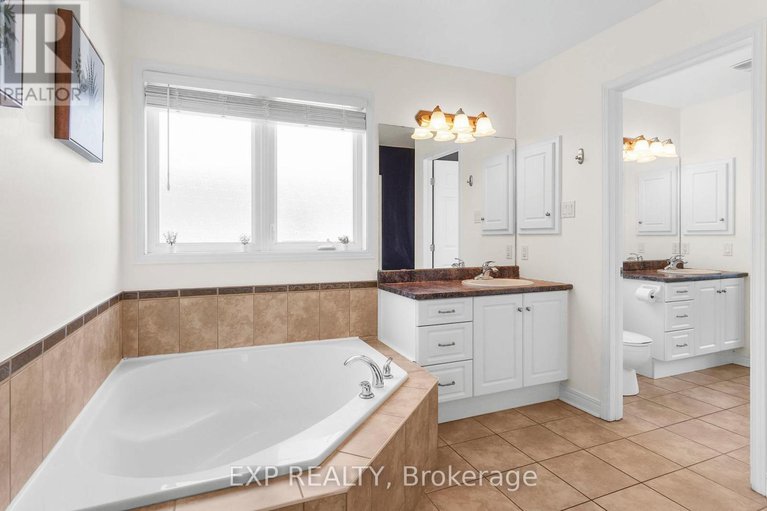 28579919/114-echowoods-avenue/stittsville-north/ottawa/ontario/K2S2E7_20