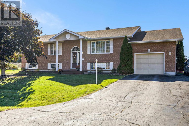 28979836/129-riley-crescent/mcnabbraeside-twps/mcnabbraeside/ontario/K7S0E9_2