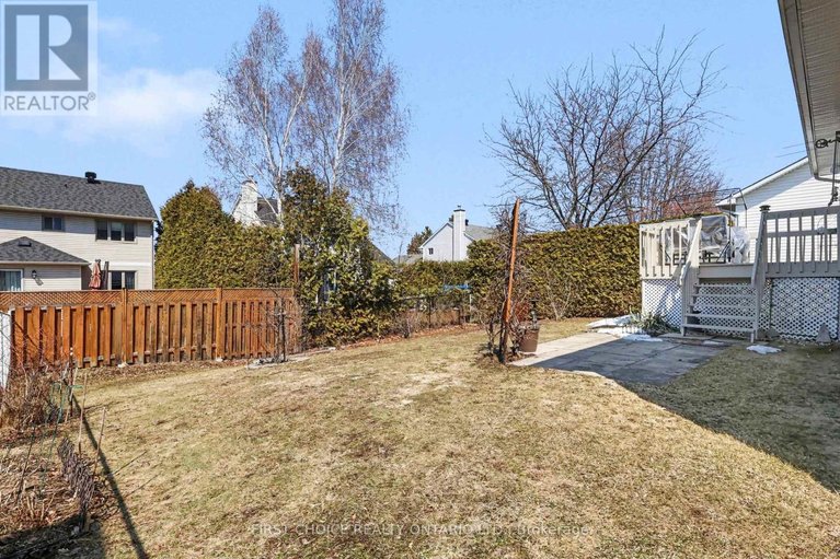 29580103/3395-descotes-circle/town-of-rockland/clarence-rockland/ontario/K4K1A8_20