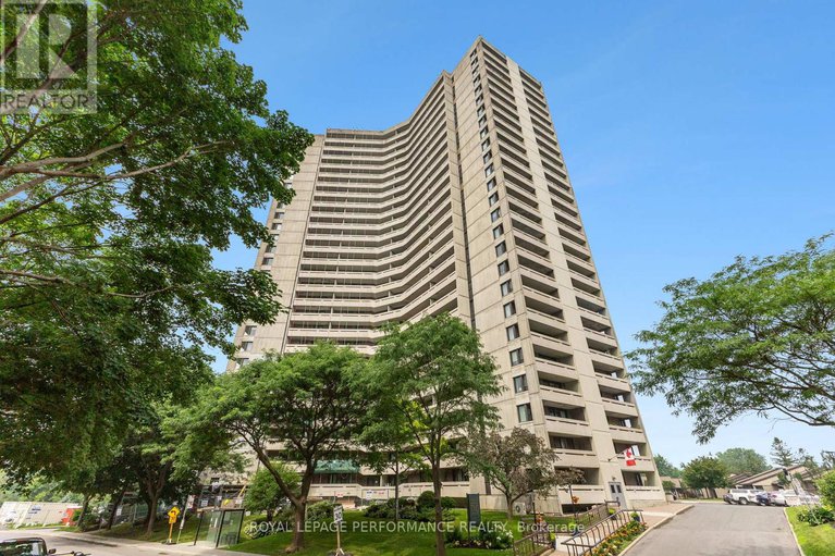 28607992/1003-1171-ambleside-drive/woodroffe/ottawa/ontario/K2B8E1_1