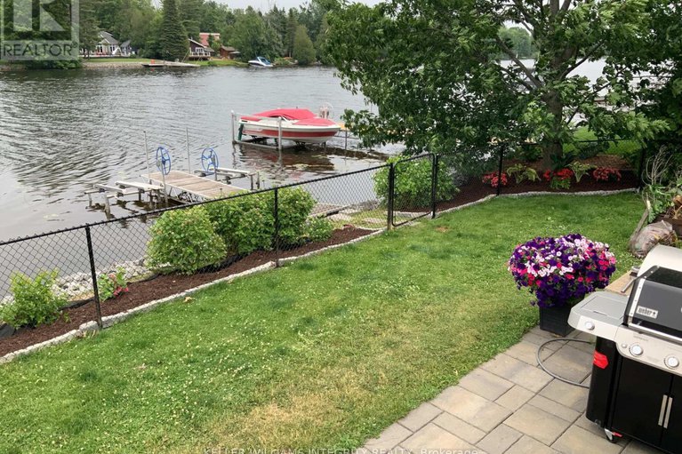 27967515/6451-aston-road/manotick-south-to-roger-stevens/ottawa/ontario/K4M1B3_4