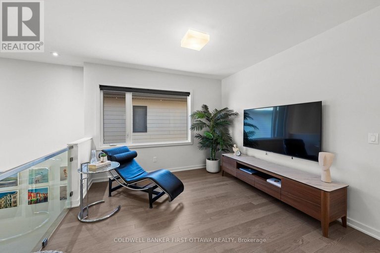 29677665/616-summerhill-street/riverside-southgloucester-glen/ottawa/ontario/K4M0C2_26