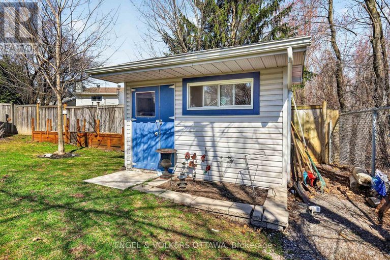 29641181/425-tanager-bay/chatelaine-village/ottawa/ontario/K1E2Z7_34