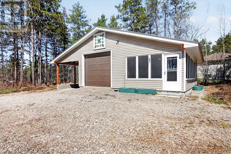 29639419/130-station-road/drummondnorth-elmsley-north-elmsley-twp/drummondnorth-elmsley/ontario/K7A4S4_3