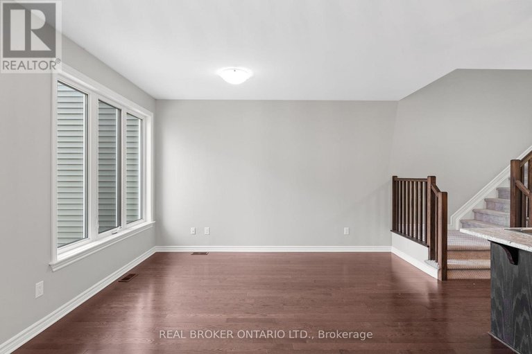 28421576/792-cedar-creek-drive/blossom-parkkemp-parkfindlay-creek/ottawa/ontario/K1T0M6_13