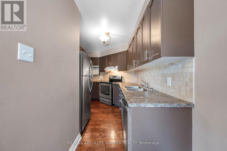 28933682/1647-locksley-lane/beaconwood/ottawa/ontario/K1J1B6_9
