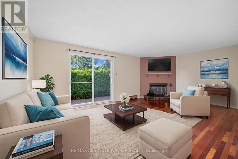 28746001/1439-metz-crescent/carson-meadows/ottawa/ontario/K1K3Z9_11