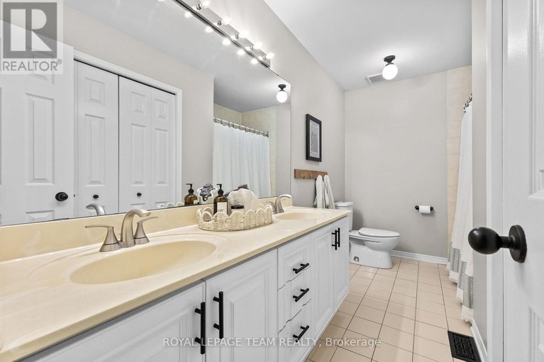 28585441/1108-lena-avenue/manotick-long-island-nicholls-island/ottawa/ontario/K4M1G2_38