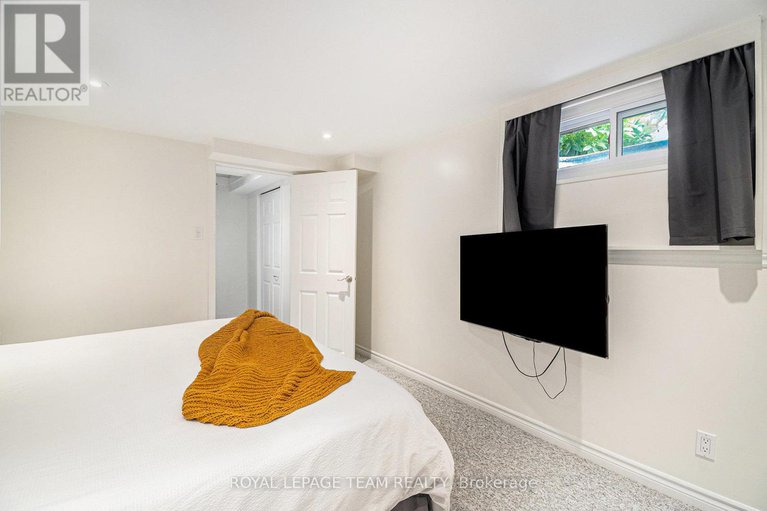 29070828/50-kilbarry-crescent/manor-park/ottawa/ontario/K1K0H1_24