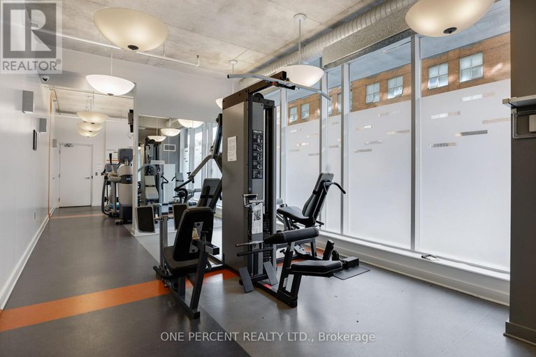 28529124/904-180-york-street/lower-townbyward-market/ottawa/ontario/K1N1J6_32