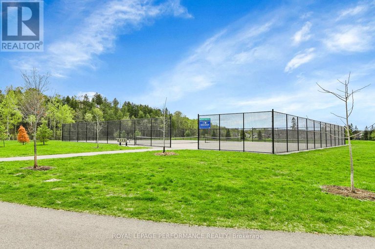 29064818/215-makadewa-private/cfb-rockcliffe-and-area/ottawa/ontario/K1K4Z9_32