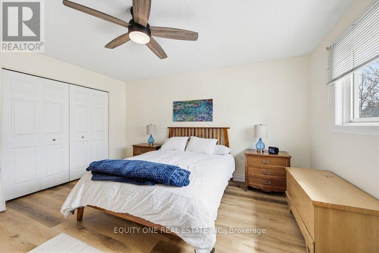 29571543/706-levac-drive/fallingbrookpineridge/ottawa/ontario/K4A2R1_19