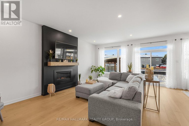 29362963/1204-diamond-street/clarencerockland-twp/clarence-rockland/ontario/K4K0M1_8