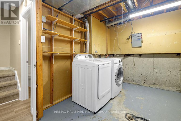 29211937/1701-lafrance-drive/queenswood-heights-south/ottawa/ontario/K1E2L7_30