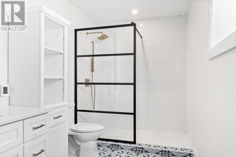 28884682/3978-squire-road/north-glengarry-kenyon-twp/north-glengarry/ontario/K0C1B0_31