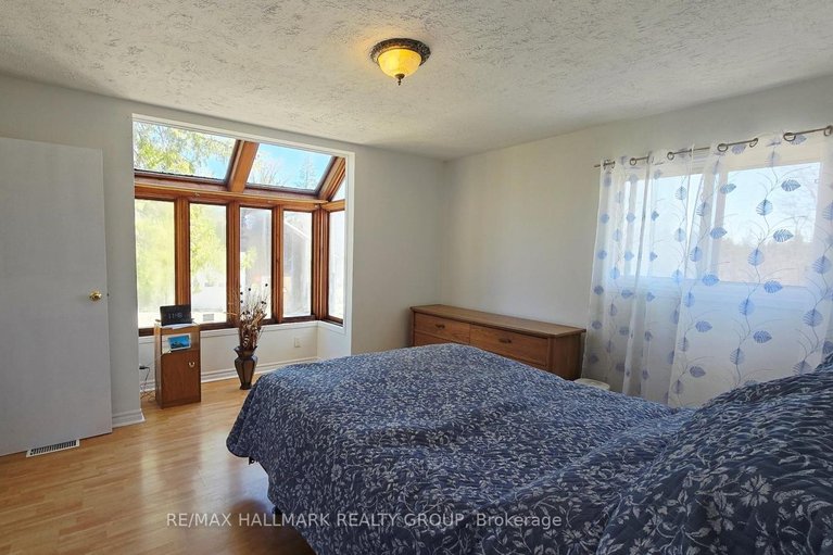 29673658/4318-stonecrest-road/woodlawnmaclarens-landingkilmaurs/ottawa/ontario/K0A3M0_9