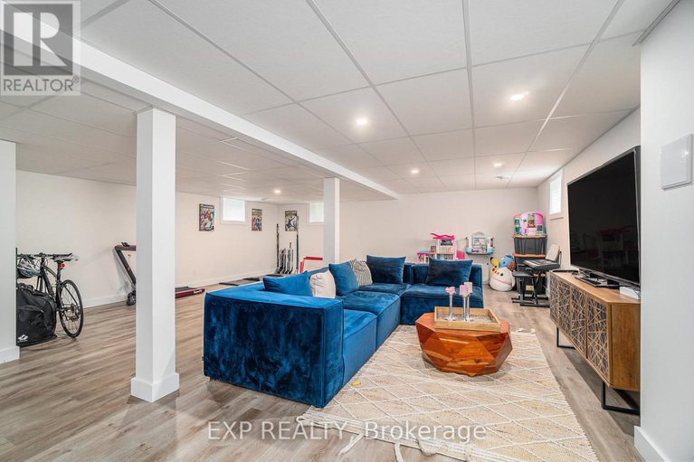 28782915/2462-dunning-road/cumberland-west/ottawa/ontario/K0A3E0_19