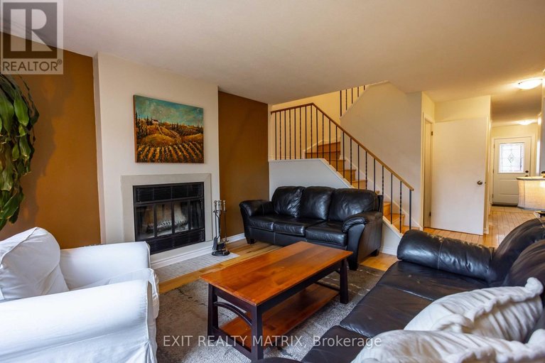 29636686/555-apollo-way/fallingbrookpineridge/ottawa/ontario/K4A1V1_17