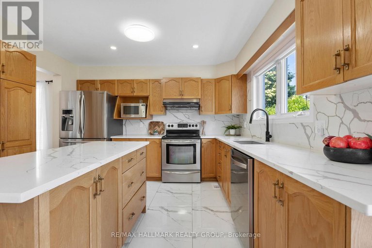 28518231/19-notman-way/hunt-club-park/ottawa/ontario/K1G4P6_11