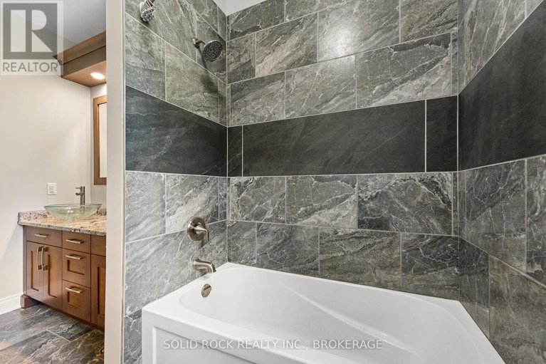 28993545/132-western-avenue/drummondnorth-elmsley-north-elmsley-twp/drummondnorth-elmsley/ontario/K7A4S4_22