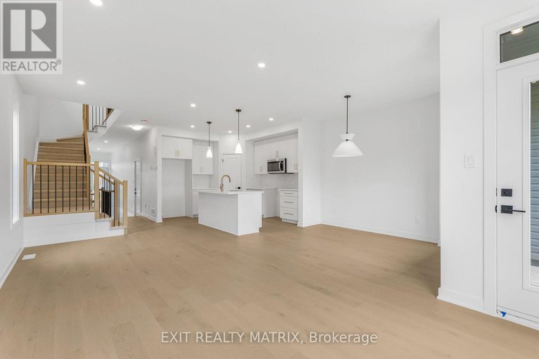 29043427/937-cologne-street/embrun/russell/ontario/K0A1W0_10