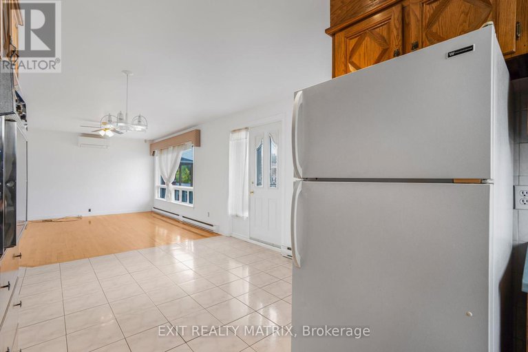 28923797/323-longueuil-street/lorignal/champlain/ontario/K0B1K0_12