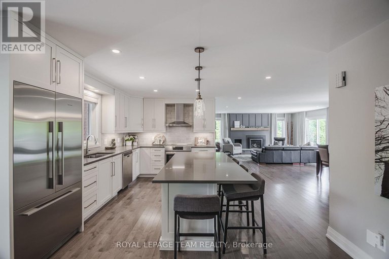 29324370/1085-lena-avenue/manotick-long-island-nicholls-island/ottawa/ontario/K4M1E7_9