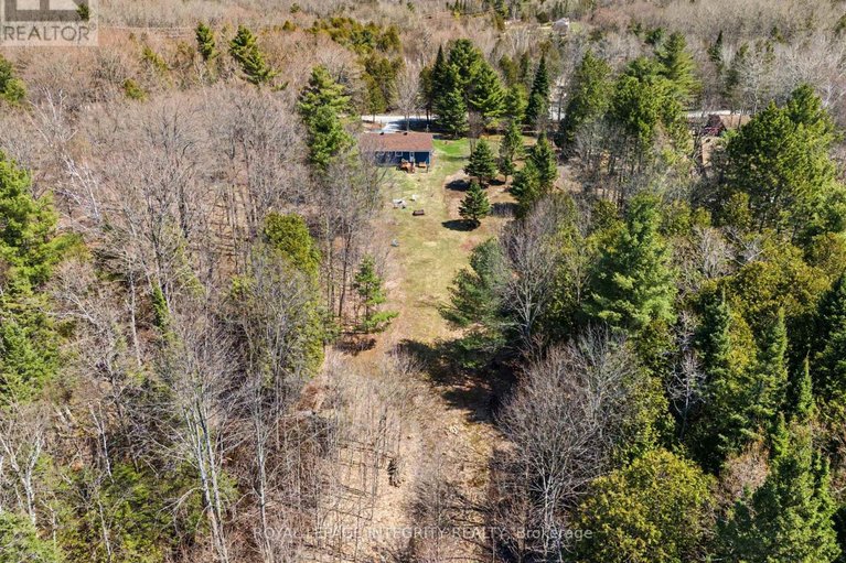 29649029/961-11th-concession-road/lanark-highlands-dalhousie-twp/lanark-highlands/ontario/K0G1M0_33