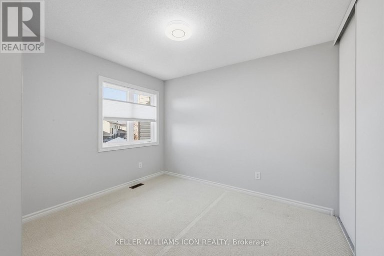 29642733/636-tennant-way/riverside-southgloucester-glen/ottawa/ontario/K4M0C7_25