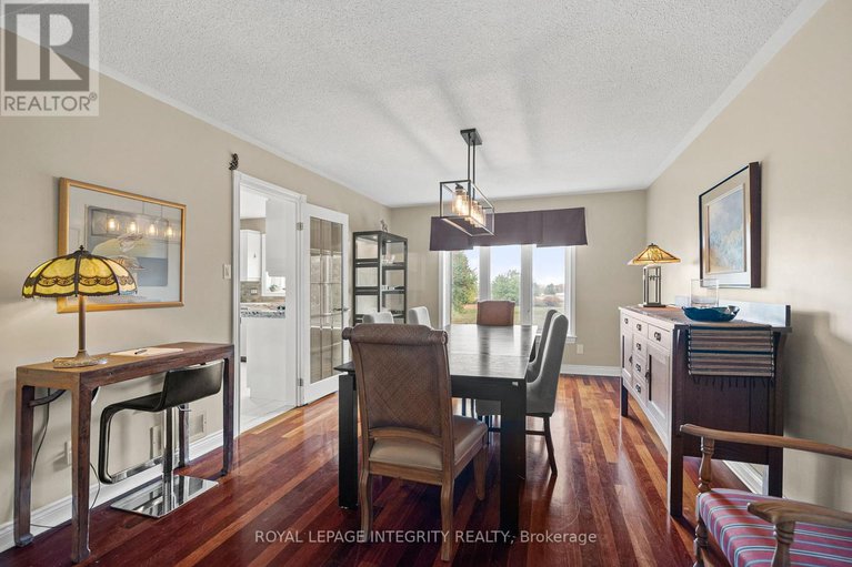 28975993/6-marchbrook-circle/rural-kanata-central/ottawa/ontario/K2W1A1_11