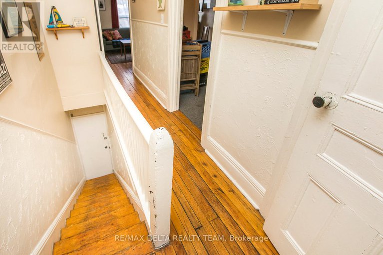 29117353/27-perkins-street/west-centre-town/ottawa/ontario/K1R7G4_16