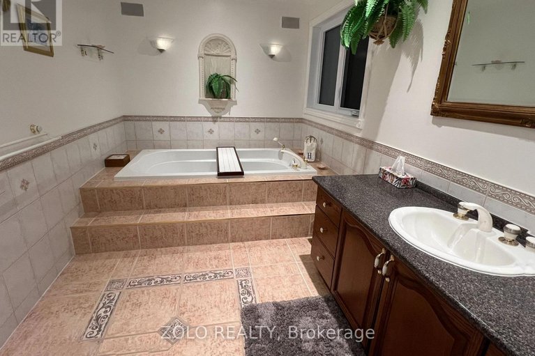 29336515/736-hauteview-crescent/fallingbrookridgemount/ottawa/ontario/K4A2B8_33