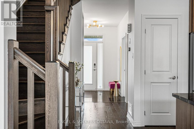 28296597/606-mikinak-road/cfb-rockcliffe-and-area/ottawa/ontario/K1K3X7_14