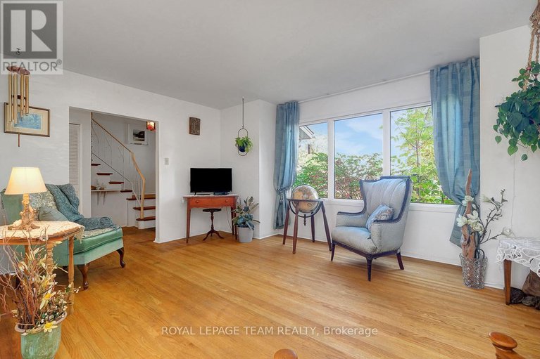28961792/1154-brookfield-road-e/brookfield-gardens/ottawa/ontario/K1V6H7_9