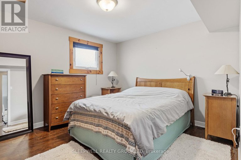 28279892/844-norton-avenue/queensway-terrace-north/ottawa/ontario/K2B5P6_26