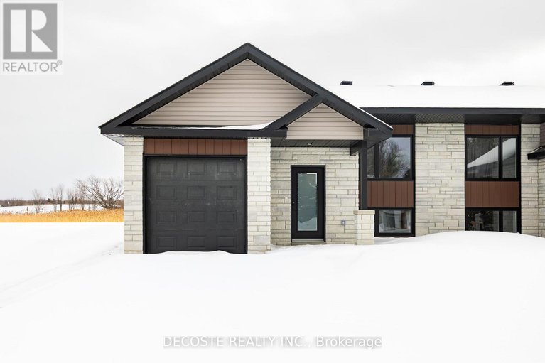 29408542/24-s-beech-street/lancaster/south-glengarry/ontario/K0C1N0_1
