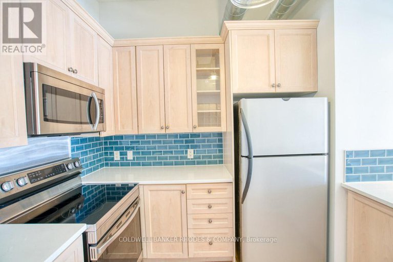 29433003/401-320-parkdale-avenue/ottawa-west/ottawa/ontario/K1Y4X9_19