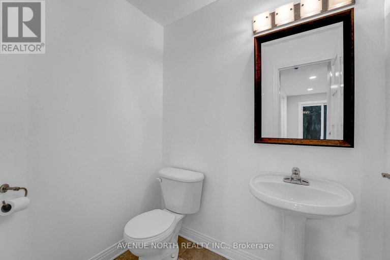 29622696/945-cahill-drive-w/hunt-club/ottawa/ontario/K1V2C3_18