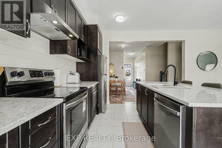 29328135/2142-winsome-terrace/fallingbrookgardenway-south/ottawa/ontario/K4A0K6_9