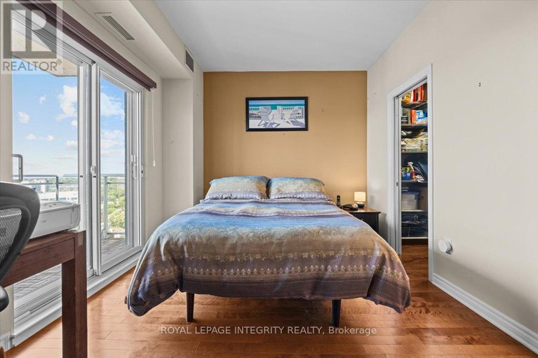 28654363/1907-70-landry-street/vanier/ottawa/ontario/K1L0A8_20