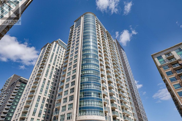 28515144/2301-195-besserer-street/sandy-hill/ottawa/ontario/K1N0B6_32