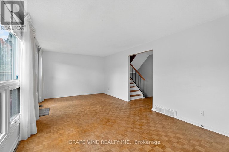 28906371/66-rutherford-way/beaverbrook/ottawa/ontario/K2K1N4_16