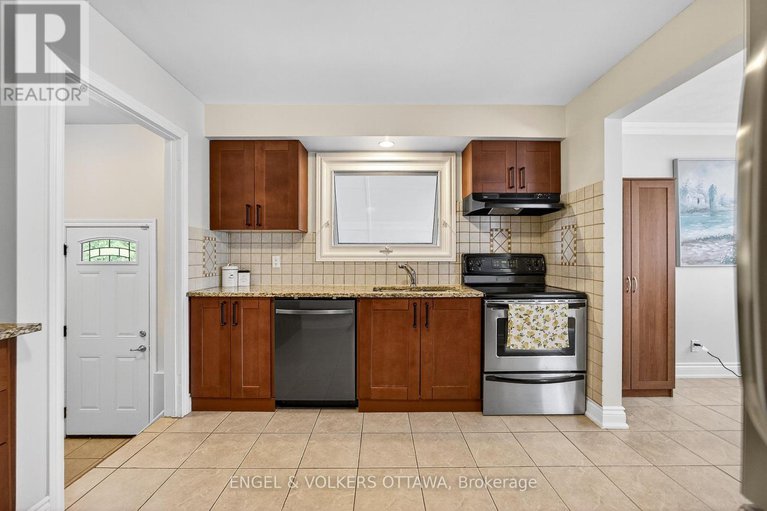 29021234/1291-notting-hill-avenue/ellwood/ottawa/ontario/K1V6T5_15