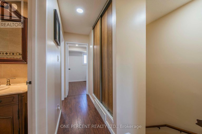 28554735/122-mcclintock-way/katimavik/ottawa/ontario/K2L2A4_17
