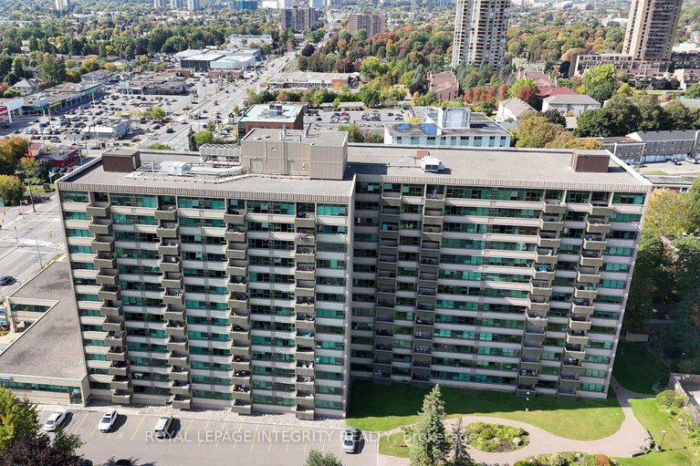 29173938/1008-555-brittany-drive/viscount-alexander-park/ottawa/ontario/K1K4C5_43