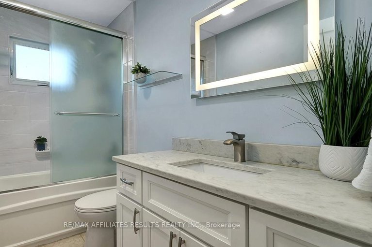 29657877/13-redfox-place/bridlewood/ottawa/ontario/K2M1C8_28