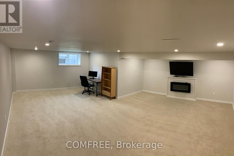 28417378/819-tewin-circle/camelot/ottawa/ontario/K4A1K2_16