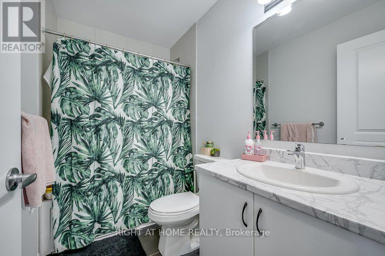 28660132/301-drumlish-lane/half-moon-bay/ottawa/ontario/K2J6Y1_15
