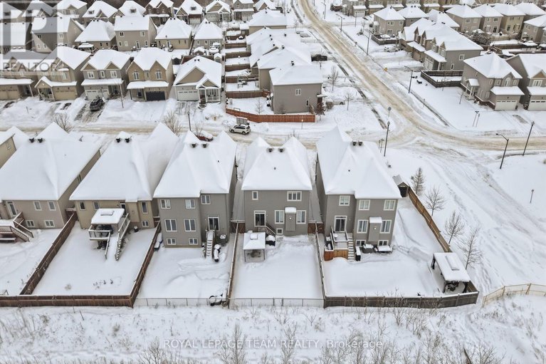 29352873/3202-harvester-crescent/kemptville/north-grenville/ontario/K0G1J0_28