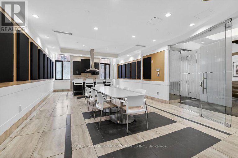 29440546/906-330-loretta-avenue-s/west-centre-town/ottawa/ontario/K1S4E8_29